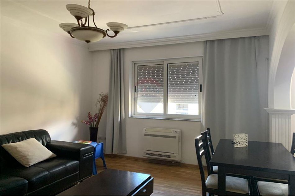 Tirane, jepet me qera apartament 2+1 Kati 4, 75 m² 400 € (Xhenfize Keko - Porcelan)