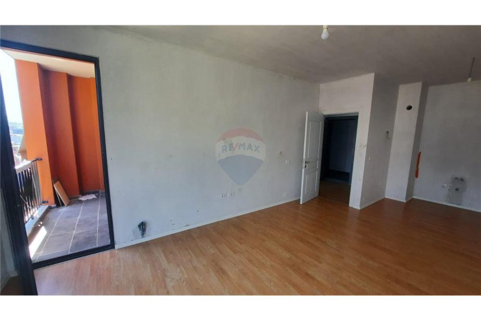 Tirane, shitet apartament 1+1+Aneks+Ballkon Kati 6, 66 m² 97.500 € (Rruga Xhafize Keko - ASL - Porcelan)