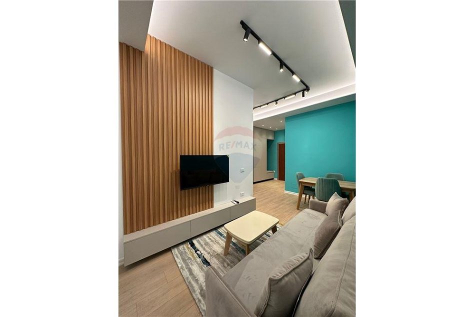Shqiperi, jepet me qera apartament 1+1+Ballkon Kati 1, 55 m² 600 € (Bill Klinton)