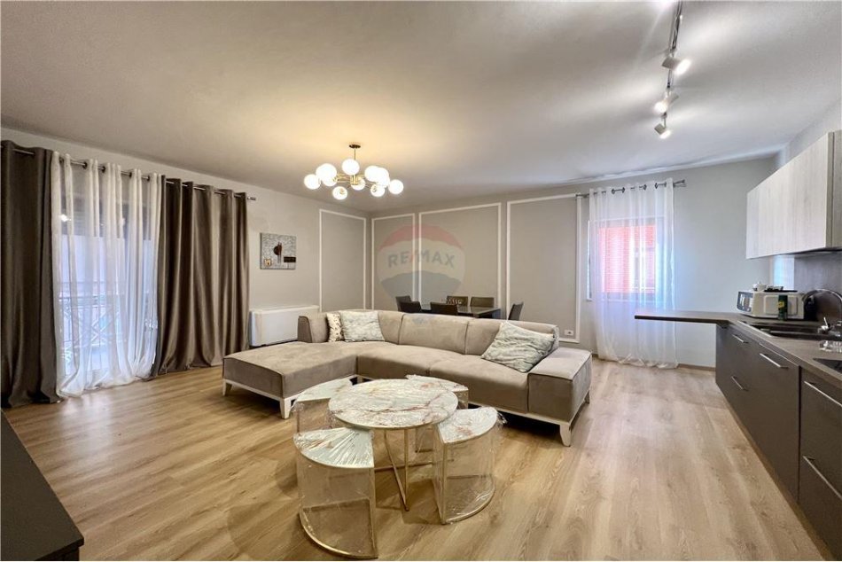 Tirane, jepet me qera apartament 2+1+Ballkon Kati 6, 116 m² 1.100 € (Rruga e Kavajes)