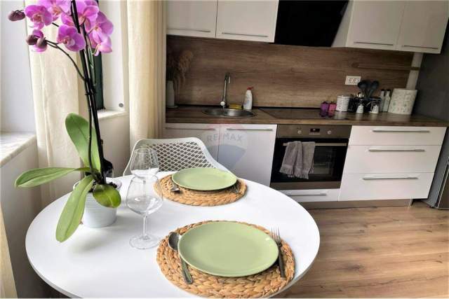 Tirane, jepet me qera apartament 1+1+BLK Kati 2, 60 m² 400 Euro (Siri Kodra)