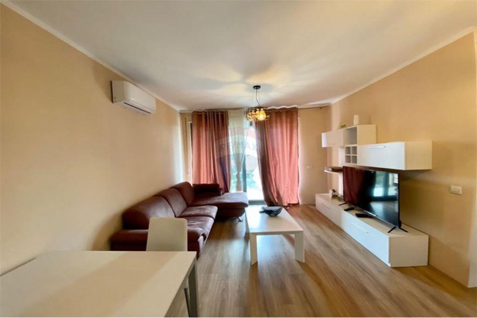 Tirane, jepet me qera apartament 2+1 Kati 5, 100 m² 700 € (fiori dibosco)