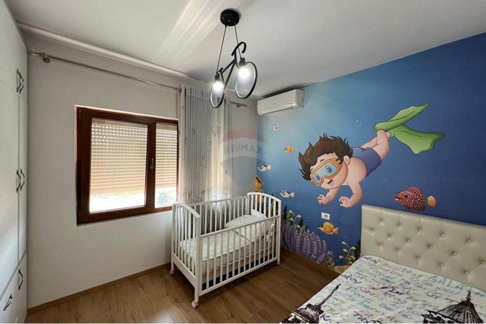 Tirane, jepet me qera apartament 2+1 Kati 7, 100 m² 600 € (Pallati me Shigjeta)