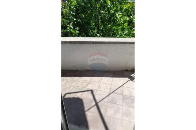Tirane, jepet me qera Kati 4, 64 m² 350 Euro (Sami Frasheri)