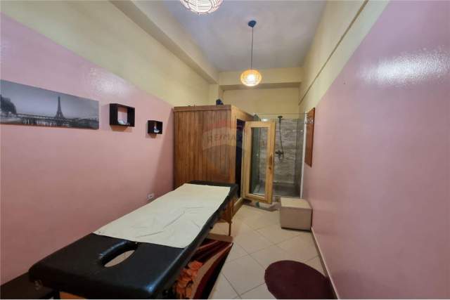 Tirane, jepet me qera dyqan Kati 0, 90 m² 750 Euro (Rruga Medar Shtylla)