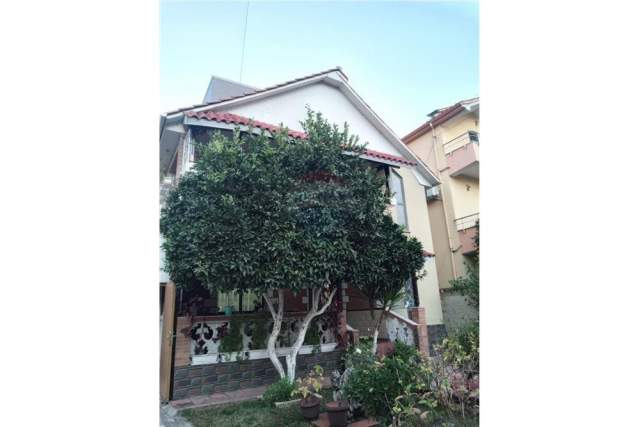 Tirane, shes Vile 4+1+BLK 213 m² 215.000 Euro