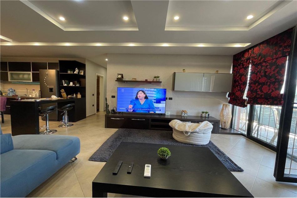 Tirane, jepet me qera 2+1 Kati 4, 118 m² 850 € (APARTAMENT 2+1 PER QIRA TE KOPSHTI ZOOLOGJIK!)