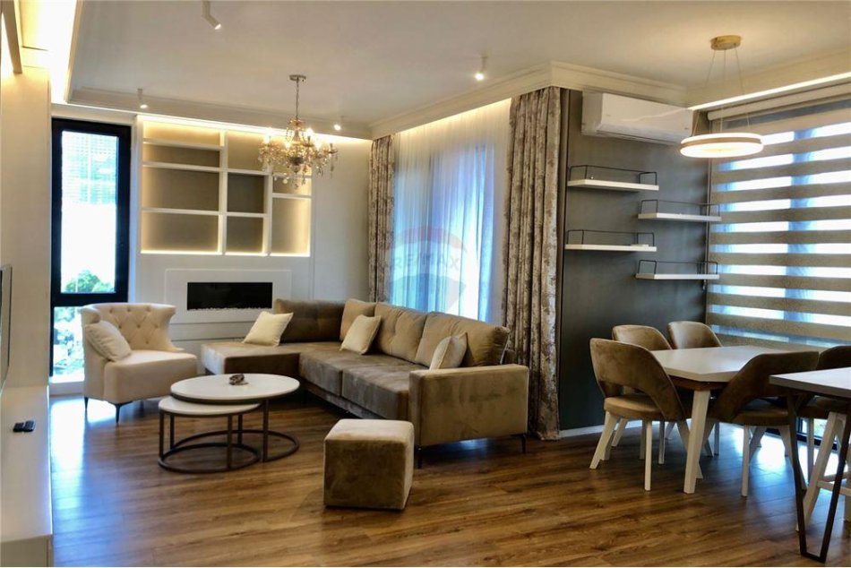 Tirane, jepet me qera 2+1+Ballkon Kati 3, 130 m² 1.500 € (Park Gate , Rruga e Elbasanit)