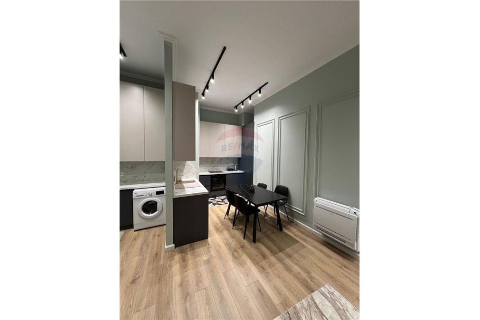 Tirane, jepet me qera apartament 2+1 Kati 1, 85 m² 650 € (Rruga e Dibres - Rruga e Dibrës - Selvia,)