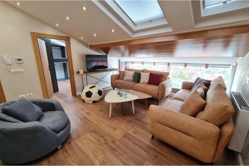 Tirane, shitet apartament 5+1 Kati 6, 189 m² 500.000 € (Perballe Kristal Center - Rezidenca Kodra e Diellit, Shqipëri)