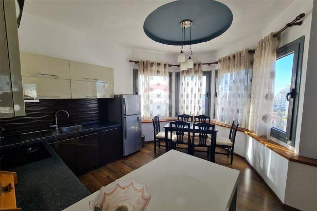 Tirane, shitet apartament 2+1+BLK Kati 8, 96 m² 120.000 Euro (Pazari i ri)