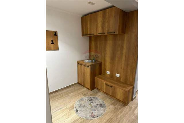 Tirane, shitet apartament 1+1 Kati 6, 55 m² 62.000 Euro (Shkolla e Bashkuar)