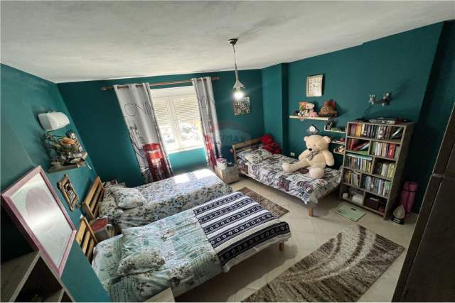 Tirane, shitet apartament 2+1+BLK Kati 5, 85 m² 75.000 Euro (Misto Mame)
