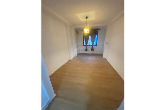 Tirane, jepet me qera apartament 2+1 Kati 2, 73 m² 350 Euro (bryli)