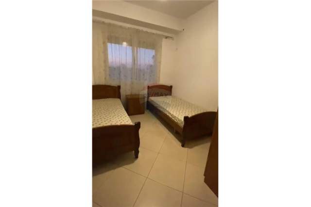 Tirane, shitet apartament 2+1+BLK Kati 4, 94 m² 105.000 Euro (Rruga e Kavajes)