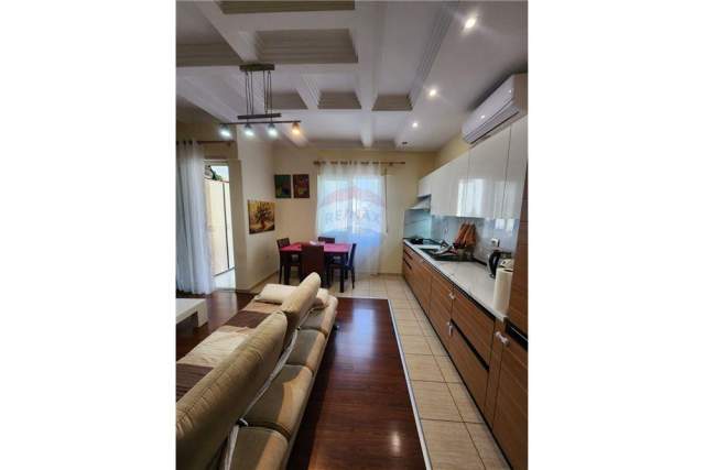 Tirane, shitet apartament 2+1+BLK Kati 2, 77 m² 109.500 Euro (Kristal Center)
