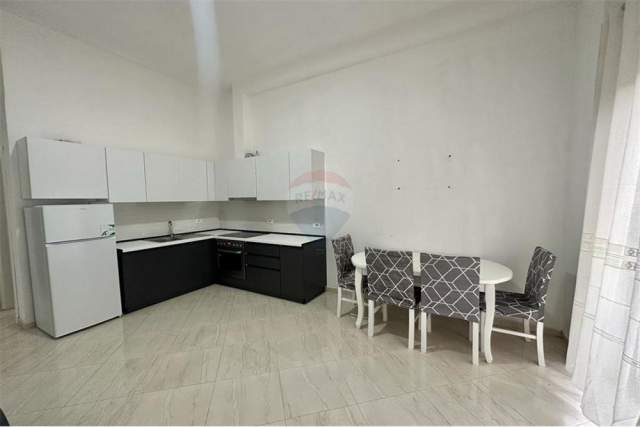 Tirane, shitet apartament 2+1+BLK Kati 1, 87 m² 80.000 Euro (Shkoze)