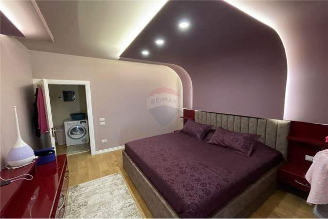 Tirane, jepet me qera apartament 2+1+BLK Kati 2, 101 m² 1.000  (Rruga e Dibres)