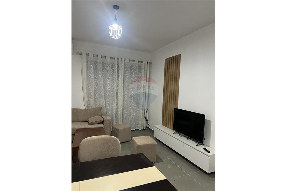 Jepet me Qera Apartament 1+1 tek Arlis Farmacia 10
