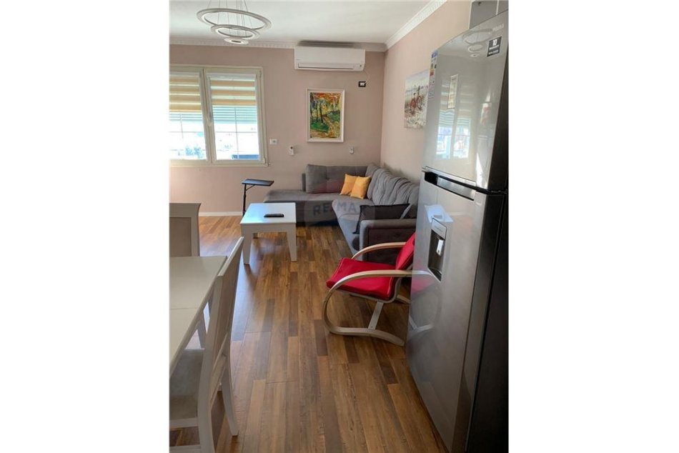 Apartament 1+1 me qira tek Rruga e Elbasanit!
