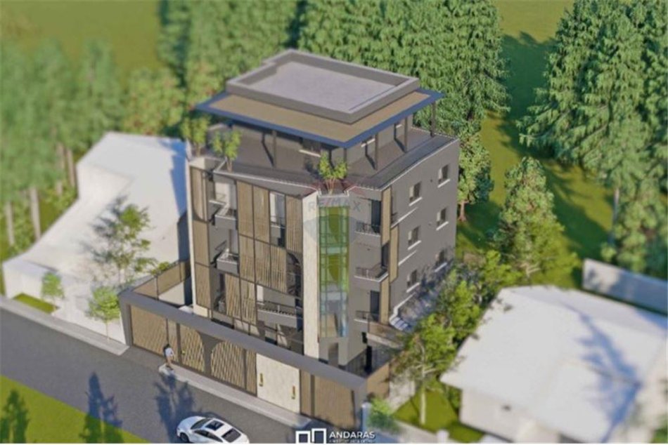 Tirane, jepet me qera Vile Kati 4, 718 m² 6,000 € (prane Komunes se Parisit)