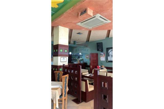 Fier, jepet me qera ambjent biznesi Kati 0, 183 m² 1.100 Euro