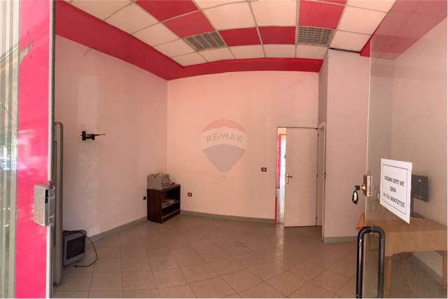 Fier, jepet me qera Kati 0, 40 m² 200 Euro