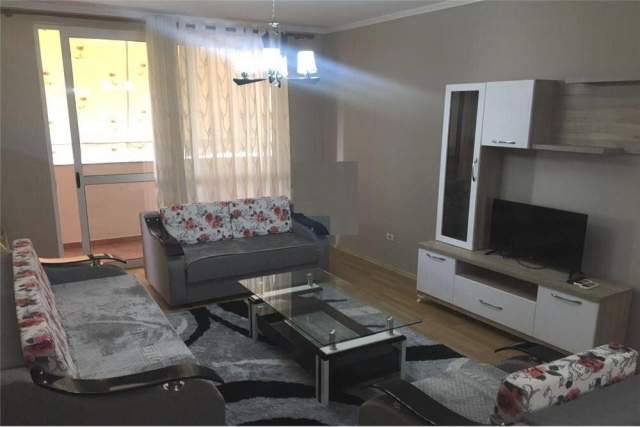 Tirane, jepet me qera apartament 3+1 Kati 5, 104 m² 500 Euro (te Him Kolli!)