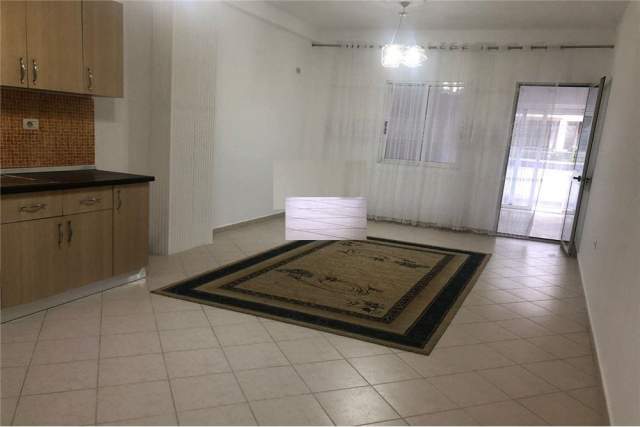 Tirane, shes apartament 2+1 Kati 2, 86 m² 70.000 Euro (fresk)