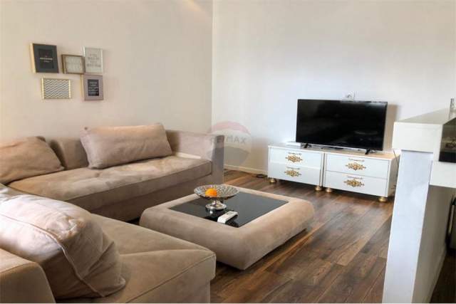 Tirane, jepet me qera apartament 2+1+BLK Kati 6, 100 m² 450 Euro (Astir)