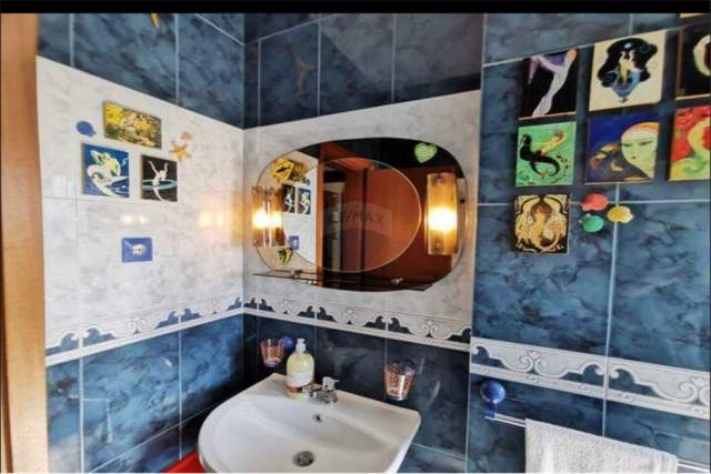 Tirane, jepet me qera apartament 1+1 Kati 3, 65 m² 500 Euro (Blloku)