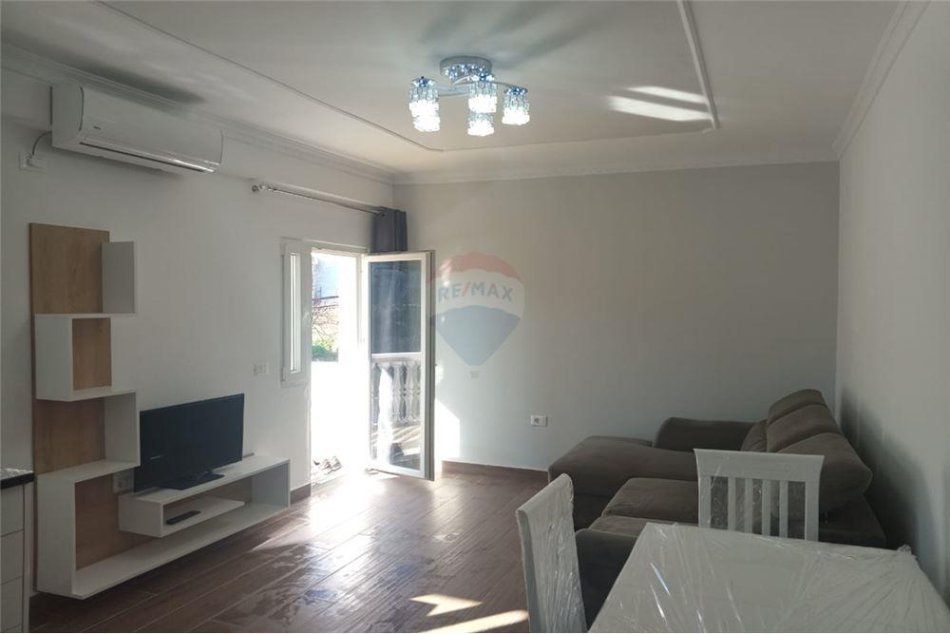 JEPET ME QIRA APARTAMENT 1+1 NE SELITE!