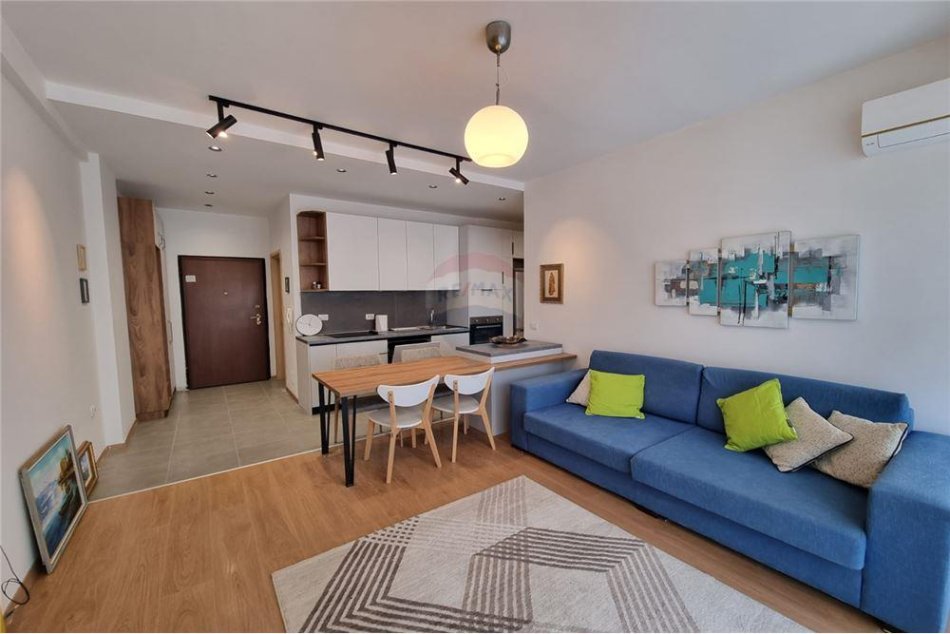 Apartment me qera 2+1 Komuna e Parisit Kika 2