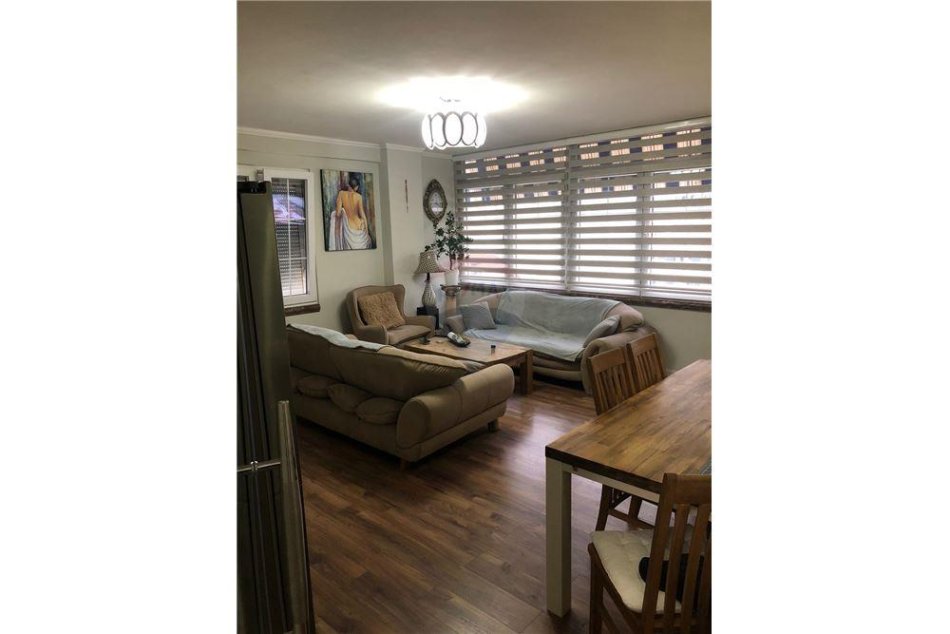 Tirane, shes apartament 2+1, , 76 m2 167,000 € (APARTAMENT 2+1 PER SHITJE TEK 21 DHJETORI)
