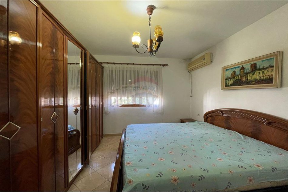 jepet me qera apartament Kati 4, 70 m² 450 € (Apartament 2+1 me qira te Ish Profarma!)