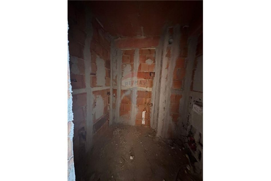 Tirane, shitet apartament 1+1 Kati 1, 75 m² 90.000 € (SHESIM APARTAMENT 1+1 URBAN GATE!)