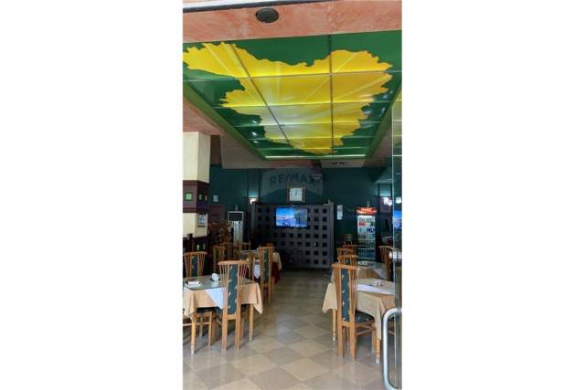 Fier, jepet me qera ambjent biznesi Kati 0, 183 m² 1.100 Euro
