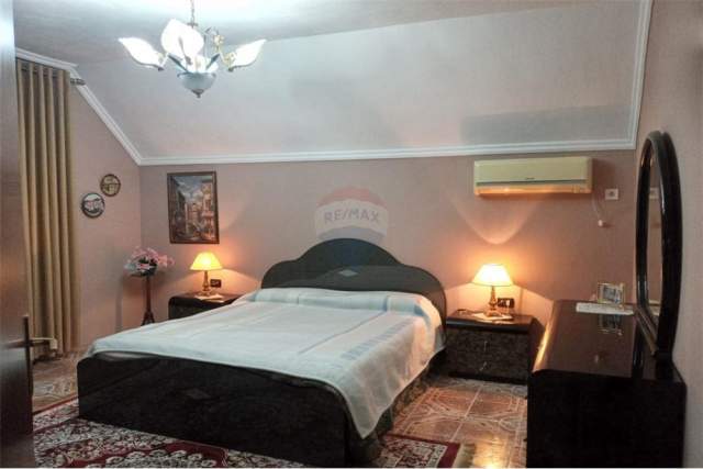 Tirane, shes Vile 4+1+BLK 213 m² 215.000 Euro