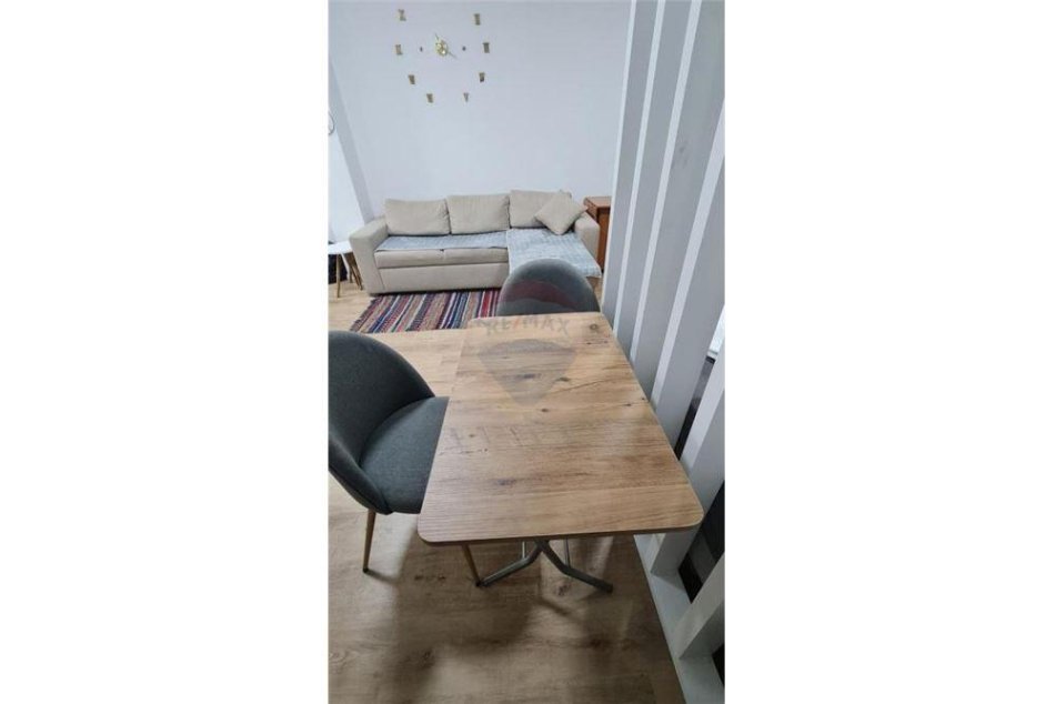 Tirane, shitet apartament Kati 1, 44 m² 75.000 € (Zihni Sako - Porcelan)