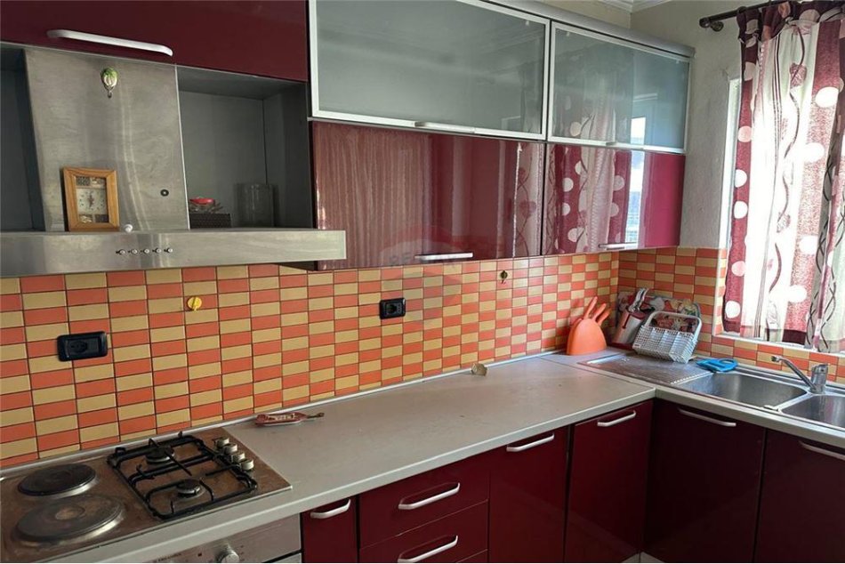 Tirane, shitet apartament 2+1 Kati 4, 110 m² 160.000 € (Bulevardi Bajram Curri - Perballe Delijorgjit)
