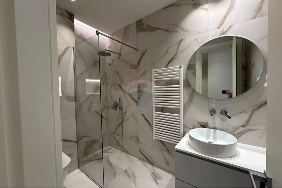 Tirane, jepet me qera apartament Kati 3, 55 m² 500 € (Liqeni i Thatë)