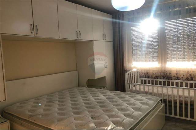 Tirane, jepet me qera apartament 2+1+BLK Kati 6, 120 m² 400 Euro (Astir)