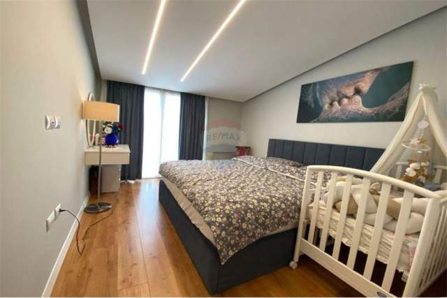 Tirane, shitet apartament 2+1+BLK Kati 5, 107 m² 123.000 Euro