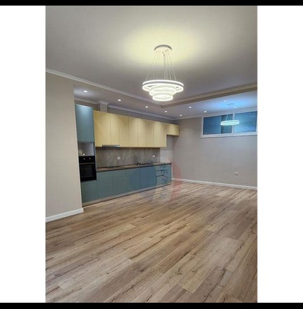 Tirane, shitet apartament 2+1+BLK Kati 1, 106 m² 200.000 Euro (Kopshti Zoologjiik)