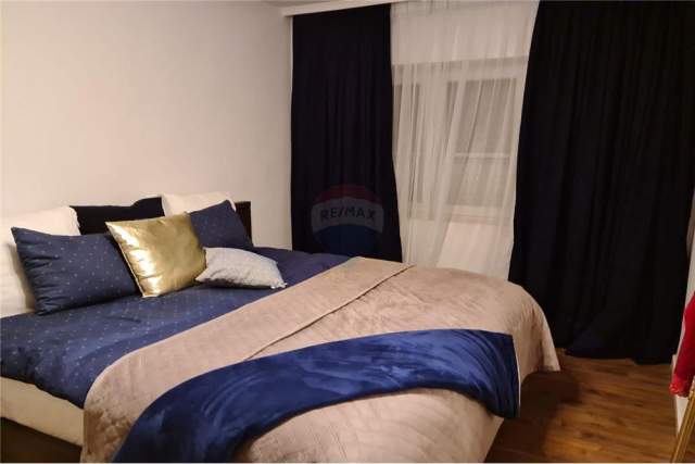 Tirane, jepet me qera 2+1 Kati 3, 81 m² 700 Euro