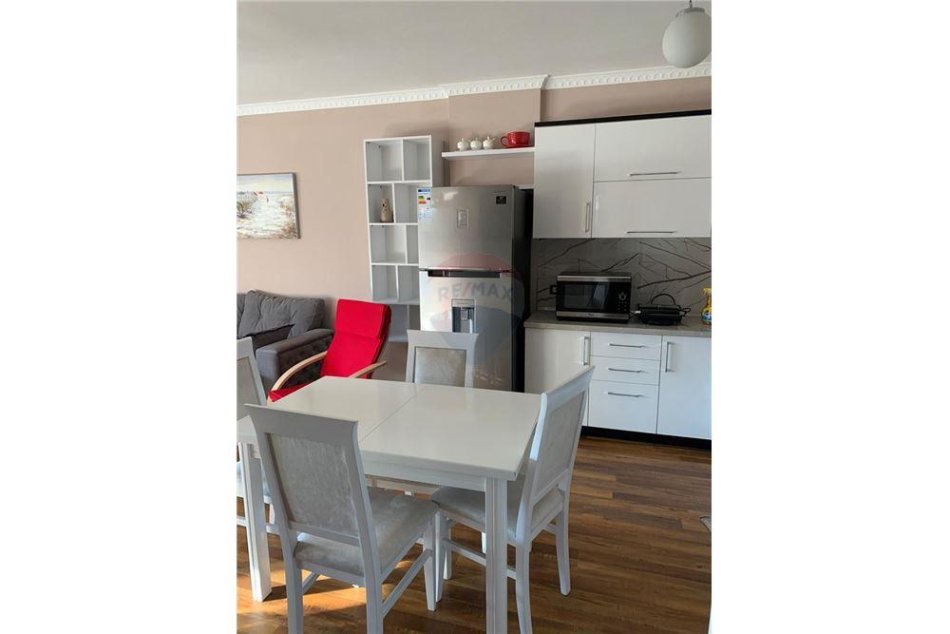 Apartament 1+1 me qira tek Rruga e Elbasanit!