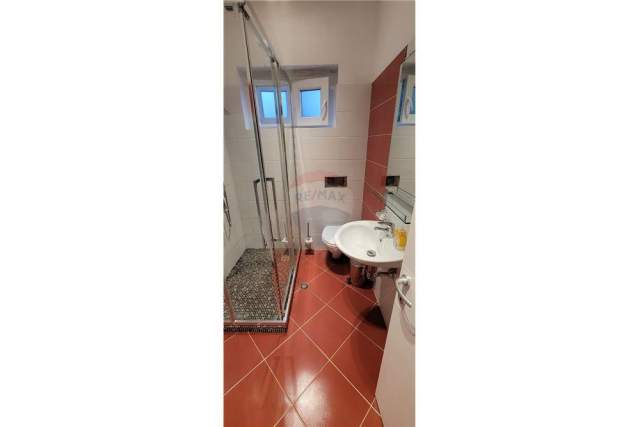 Tirane, jepet me qera apartament 3+1+BLK Kati 4, 104 m² 900  (Rr. Sami Frasheri Bllok)