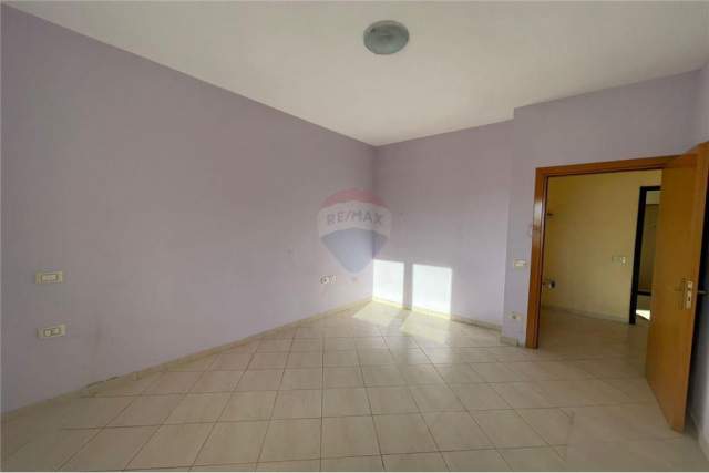 Vlore, shitet apartament 1+1+BLK Kati 7, 68 m² 48.500 Euro (Vlore)
