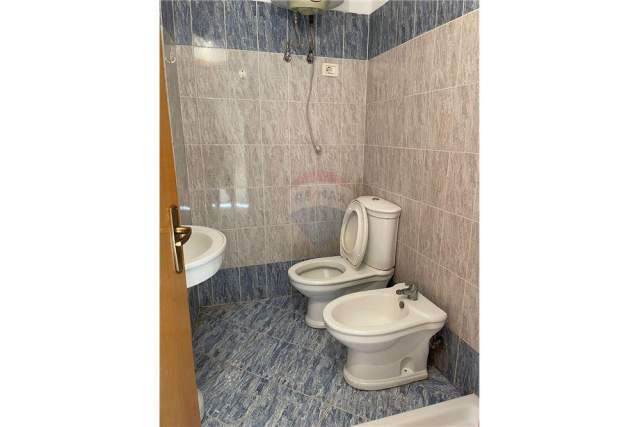 Vlore, shitet apartament 1+1+BLK Kati 7, 68 m² 48.500 Euro (Vlore)
