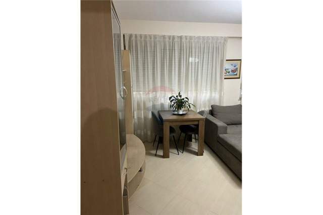 Tirane, jepet me qera apartament 1+1+BLK Kati 3, 60 m² 600 Euro (Tek stadiumi air Albania)